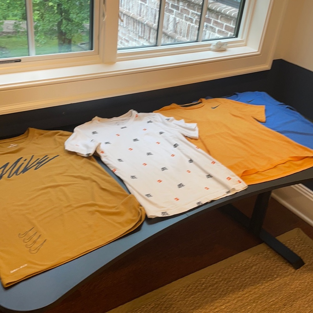 Mens Nike Small T-Shirts